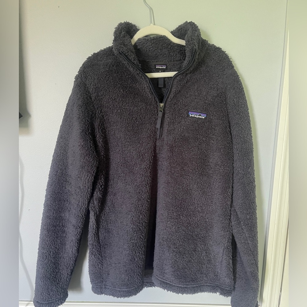 Patagonia size medium soft pullover